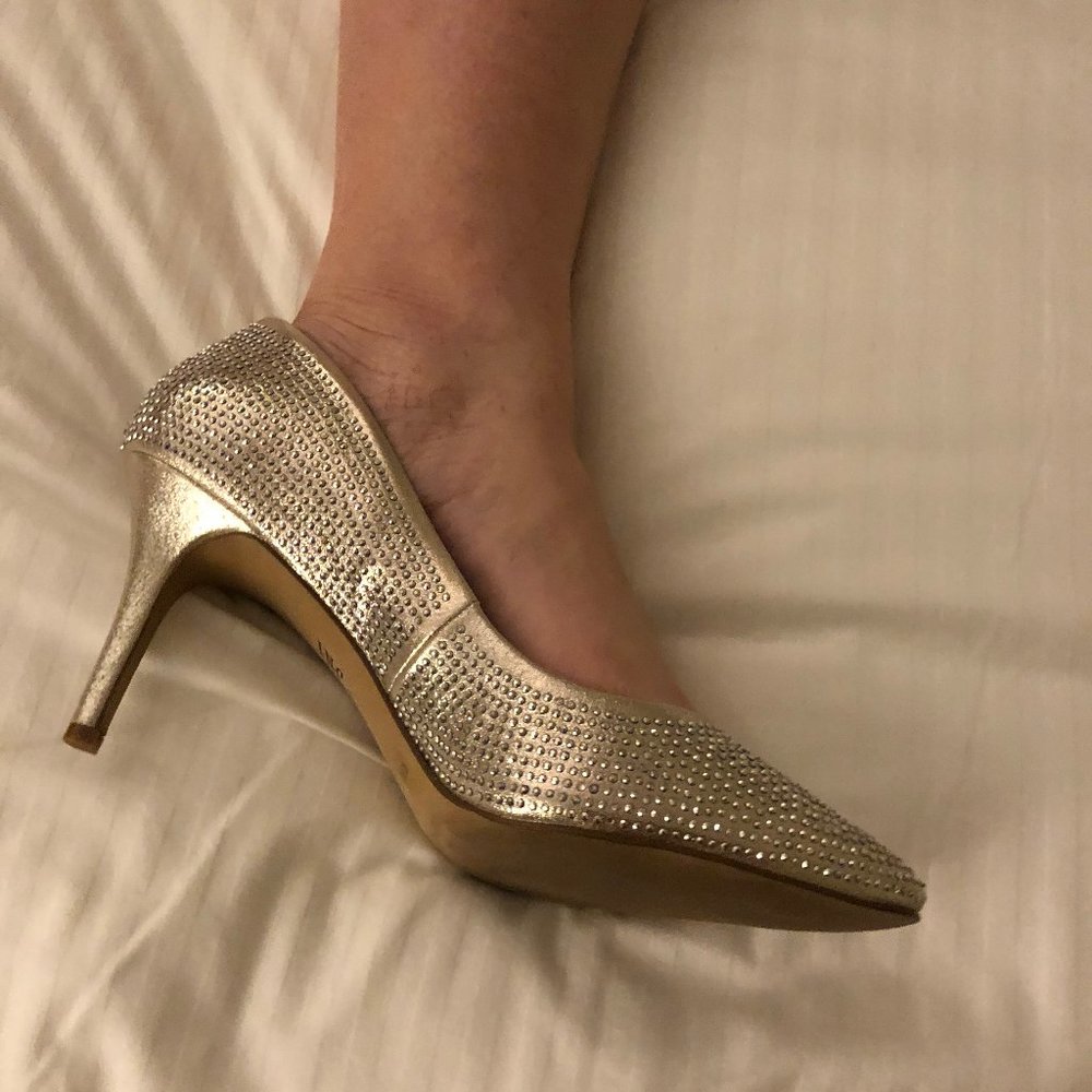 WOMEN'S HIGH HEEL PUMPS - Picture 8 of 9